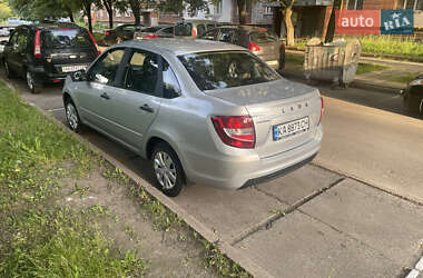 Седан ВАЗ 2190 Granta 2021 в 