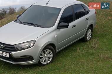 Седан ВАЗ 2190 Granta 2018 в Баштанке