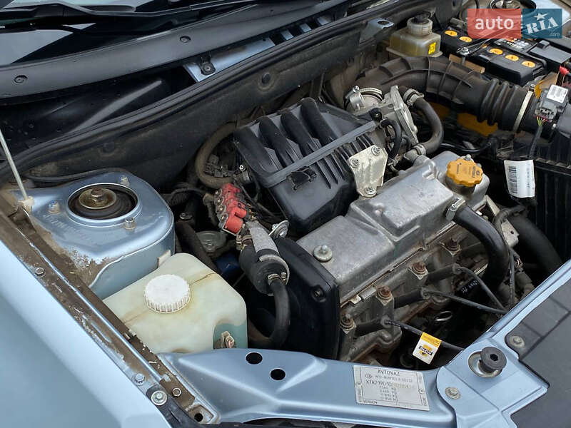 Седан ВАЗ / Lada 2190 Granta 2014 в Ахтырке