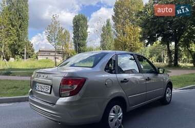 Седан ВАЗ 2190 Granta 2020 в 
