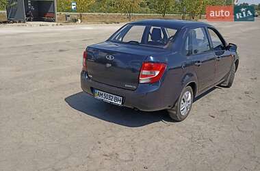 Седан ВАЗ 2190 Granta 2012 в 