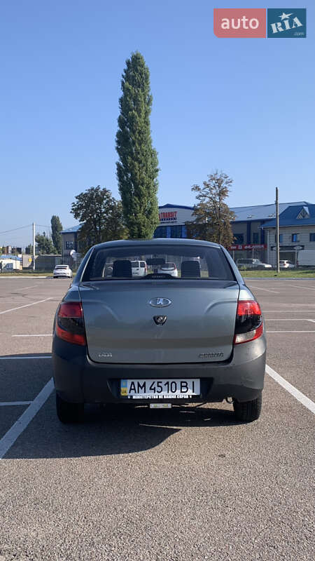 Седан ВАЗ / Lada 2190 Granta 2012 в Житомире