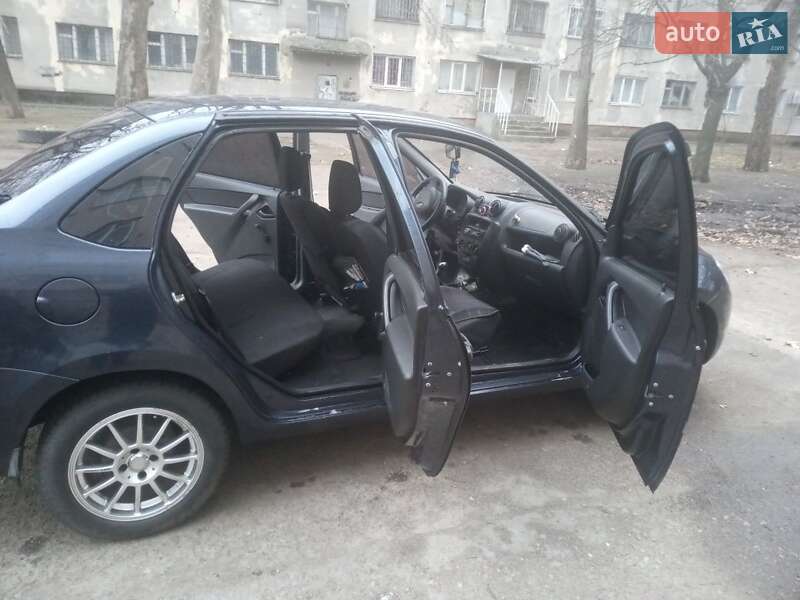 Седан ВАЗ / Lada 2190 Granta 2012 в Одесі