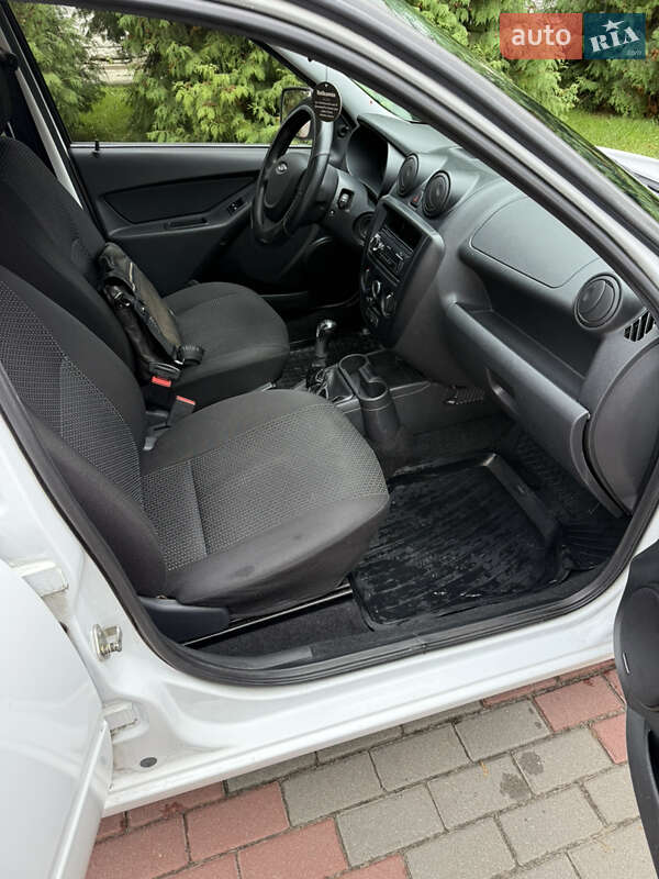 Седан ВАЗ / Lada 2190 Granta 2013 в Сумах фото 22 Седан ВАЗ / Lada 2190 Granta 2013 в Сумах