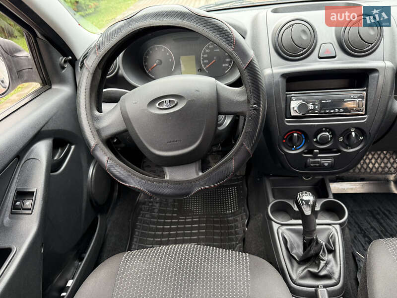 Седан ВАЗ / Lada 2190 Granta 2013 в Сумах фото 32 Седан ВАЗ / Lada 2190 Granta 2013 в Сумах