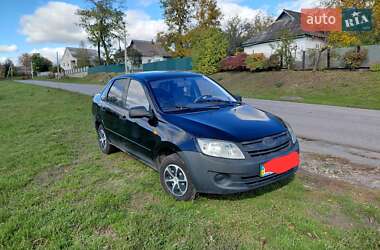 Седан ВАЗ 2190 Granta 2012 в 