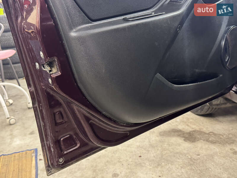 Седан ВАЗ / Lada 2190 Granta 2013 в Бердичеве фото 23 Седан ВАЗ / Lada 2190 Granta 2013 в Бердичеве