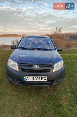 Седан ВАЗ 2190 Granta 2012 в Яготині