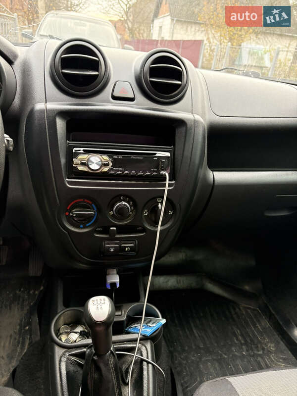 Седан ВАЗ / Lada 2190 Granta 2012 в Ходореві фото 11 Седан ВАЗ / Lada 2190 Granta 2012 в Ходореві