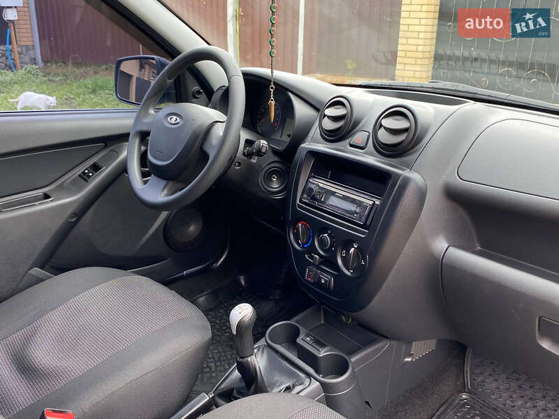 Седан ВАЗ / Lada 2190 Granta 2014 в Ахтырке фото 16 Седан ВАЗ / Lada 2190 Granta 2014 в Ахтырке