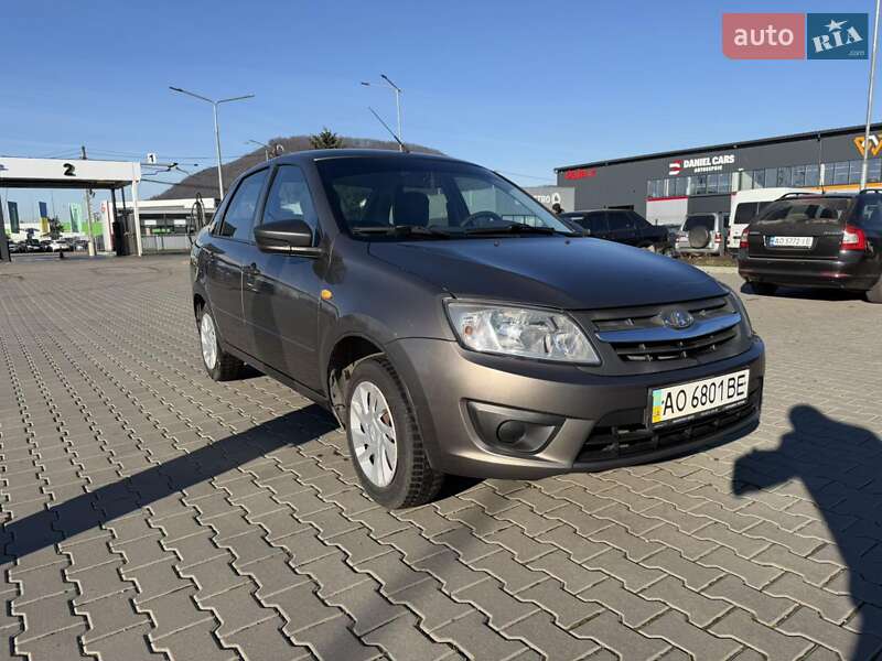 ВАЗ / Lada 2190 Granta 2014