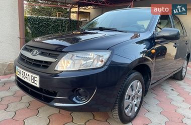 Седан ВАЗ 2190 Granta 2013 в Овідіополі
