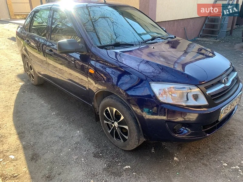 ВАЗ / Lada 2190 Granta