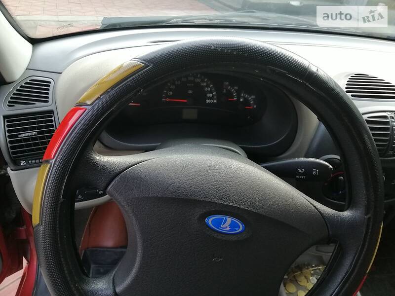 Седан ВАЗ / Lada 2194 Kalina 2007 в Першотравенську