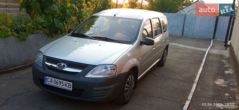 ВАЗ / Lada Largus 2013
