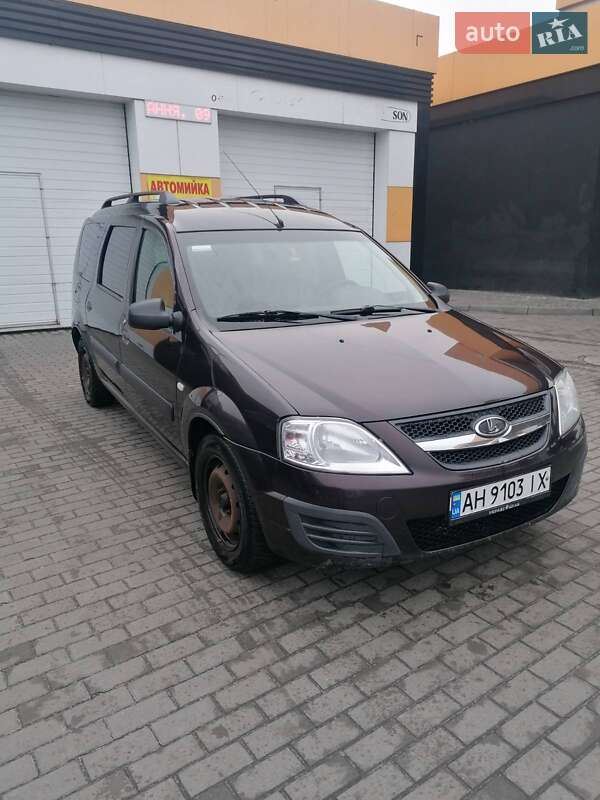 ВАЗ / Lada Largus 2015