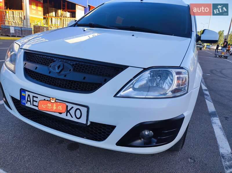 Универсал ВАЗ / Lada Largus 2015 в Каменском