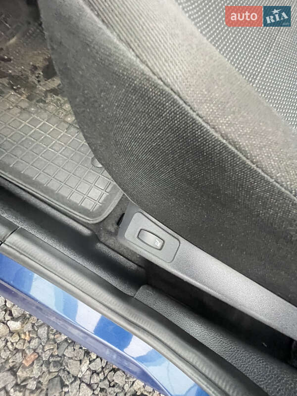 Универсал ВАЗ / Lada Largus 2016 в Дергачах