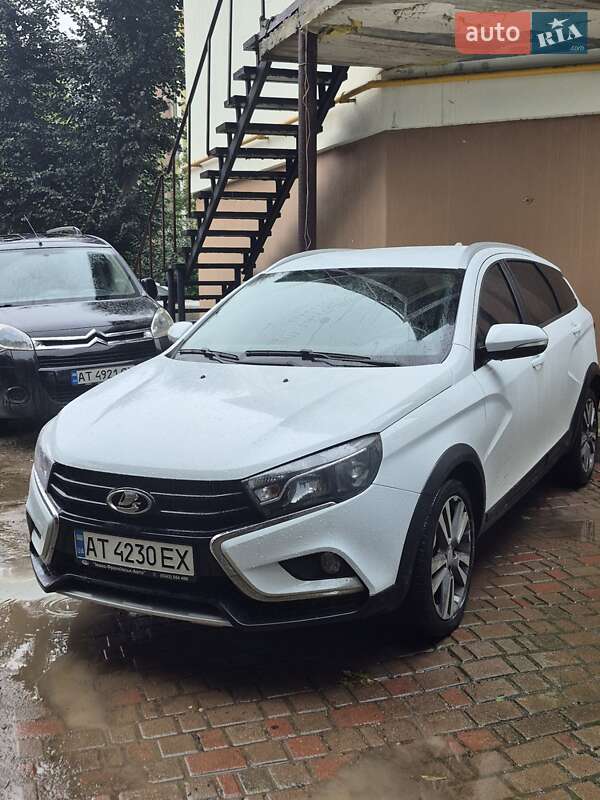 Универсал ВАЗ / Lada Vesta Cross 2021 в Ивано-Франковске