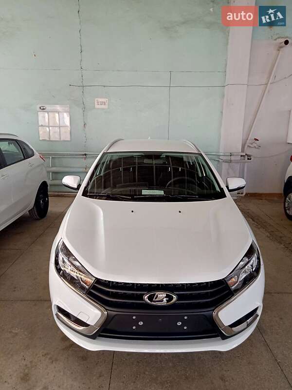 ВАЗ / Lada Vesta 2022