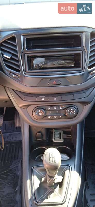 Седан ВАЗ / Lada Vesta 2021 в Криничках