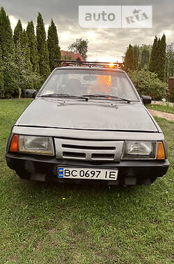 Хэтчбек ВАЗ 2108 1991 в Мостиске