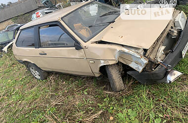 Хэтчбек ВАЗ 2108 1987 в Золочеве