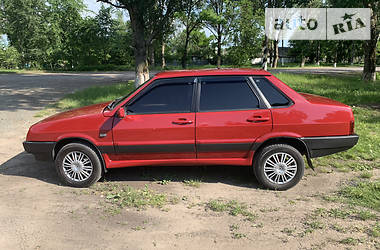 Седан ВАЗ 21099 1993 в Новомосковске
