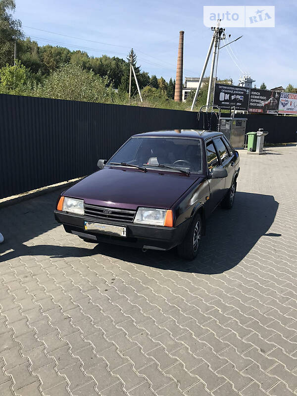 ВАЗ 21099