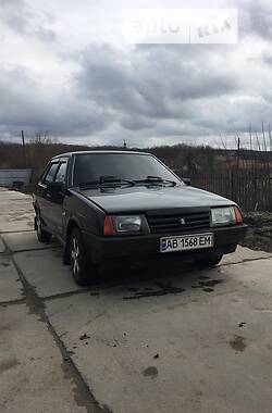 Седан ВАЗ 21099 1993 в Песчанке