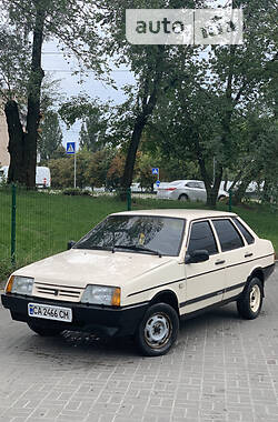 Седан ВАЗ 21099 1992 в Киеве