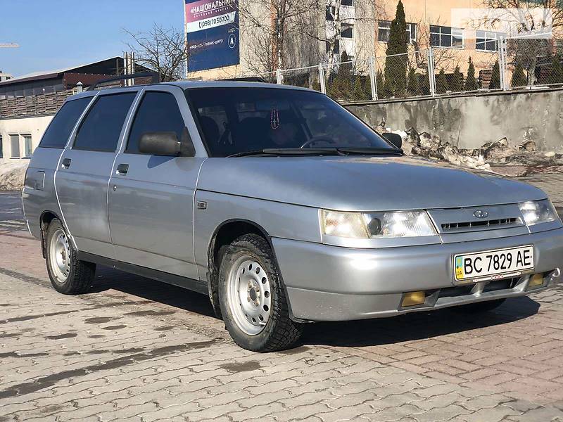 ВАЗ 2111
