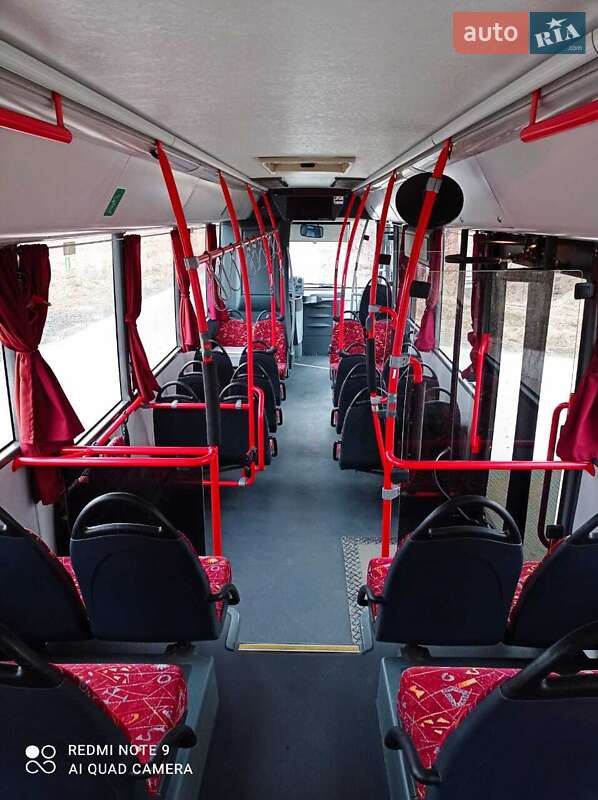 Городской автобус VDL Ambassador 2006 в Луцке