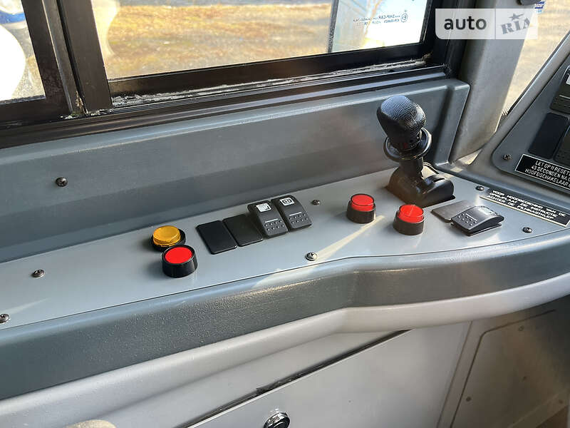 Городской автобус VDL Ambassador 2010 в Луцке