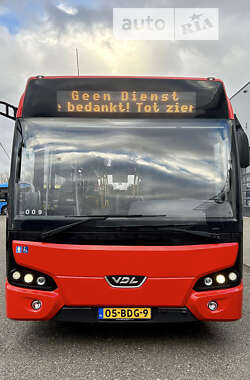 Міський автобус VDL Ambassador 2013 в Луцьку