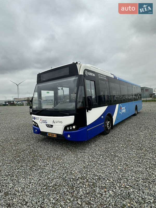 Міський автобус VDL Citea 2013 в Києві