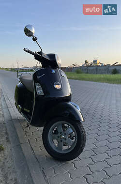 Скутер Vespa GTS 2016 в 