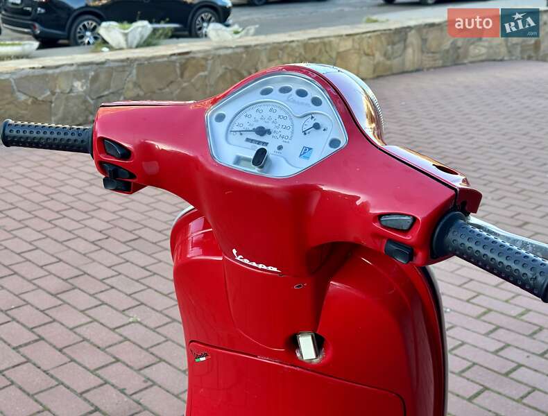 Скутер Vespa LX 2014 в Одесі