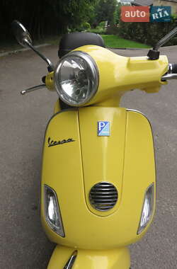 Скутер Vespa LX 2010 в 