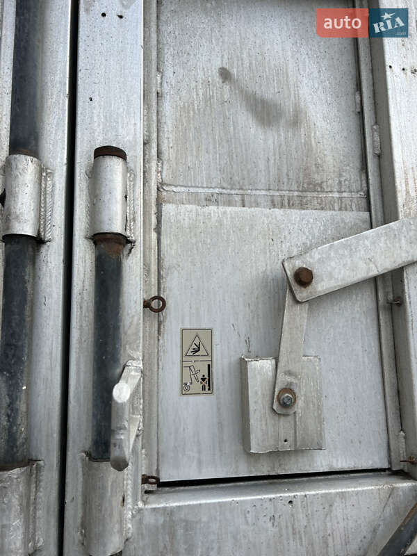 Зерновоз - полуприцеп Viberti 25R4S 2005 в Львове