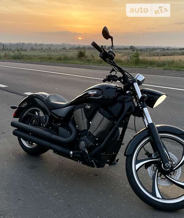 Мотоцикл Круизер Victory Vegas 2013 в Одессе