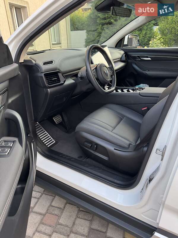 Внедорожник / Кроссовер VinFast VF-8 2022 в Киеве