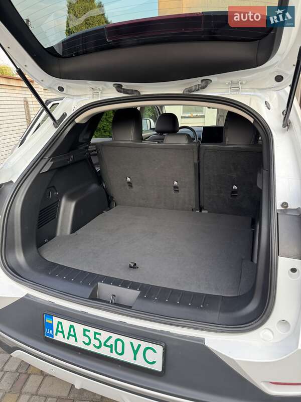 Внедорожник / Кроссовер VinFast VF-8 2022 в Киеве