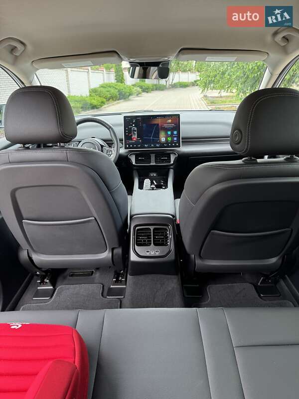 Внедорожник / Кроссовер VinFast VF-8 2022 в Киеве