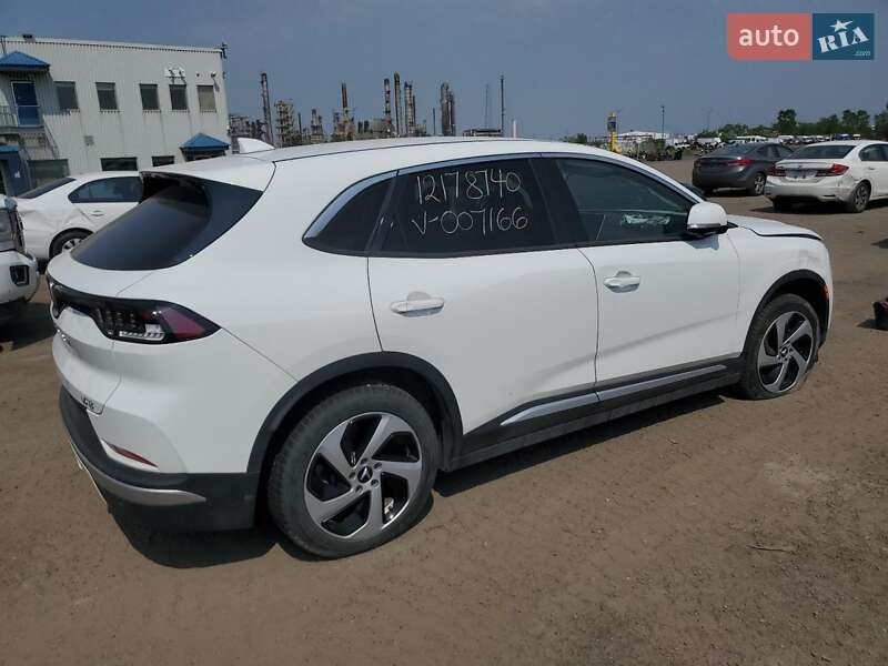 Позашляховик / Кросовер VinFast VF-8 2023 в Тернополі