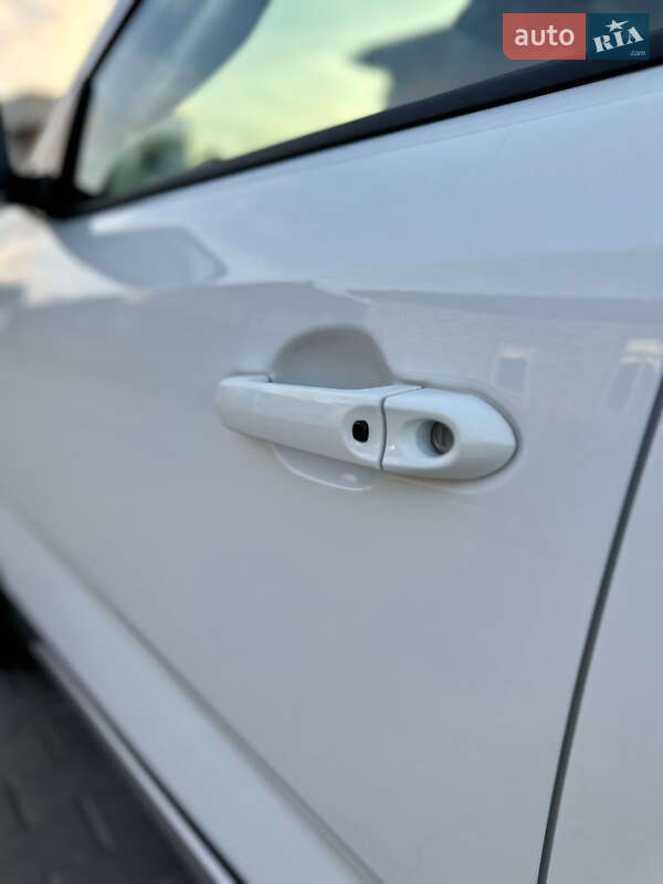 Внедорожник / Кроссовер VinFast VF-8 2024 в Одессе фото 16 Внедорожник / Кроссовер VinFast VF-8 2024 в Одессе