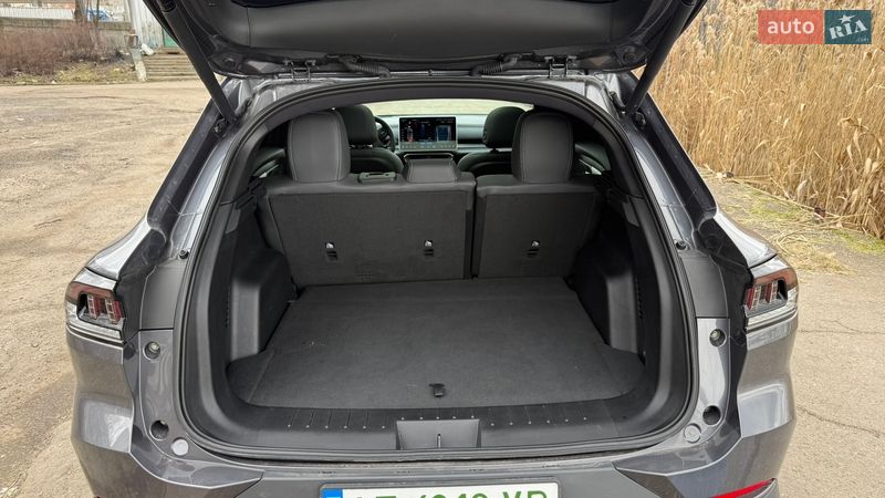 Універсал VinFast VF-8 2023 в Києві фото 22 Універсал VinFast VF-8 2023 в Києві