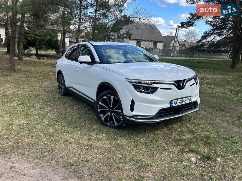 Внедорожник / Кроссовер VinFast VF-8 2023 в Любомле
