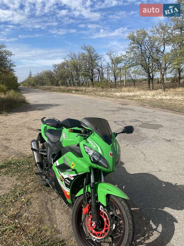 Спортбайк Viper F2 250 2025 в Долинской