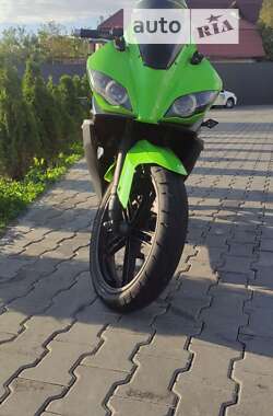 Спортбайк Viper R1 2014 в Чернівцях